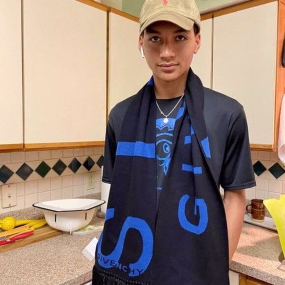 Givenchy Logo Fringe Trim Cotton Football Scarf black and blue - Picture 1 of 9